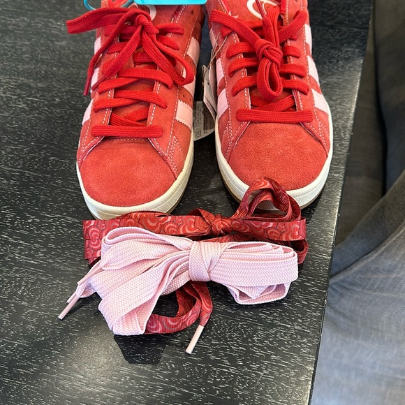 Red and Pink Unisex Adidas Campus. Perfect Condition NWT! Hard to Find.♥️🩷 - Picture 7 of 12